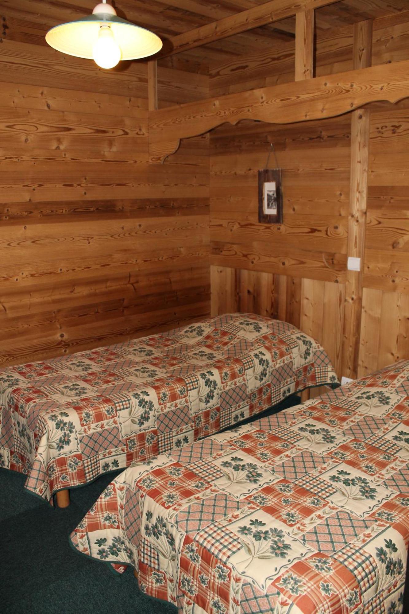 Chalet Fleur Des Alpes เลส์เฌต์ ภายนอก รูปภาพ