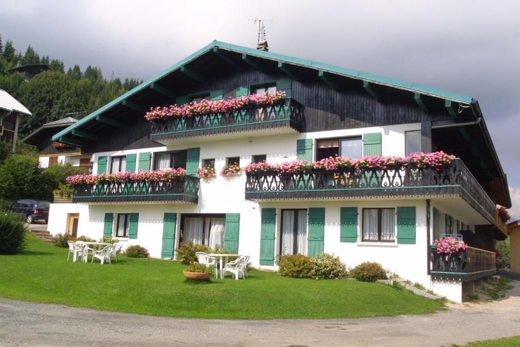 Chalet Fleur Des Alpes เลส์เฌต์ ภายนอก รูปภาพ